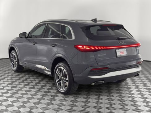 New 2026 Audi Q5 Premium Plus image 3