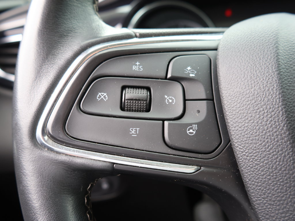 Used 2023 Buick Encore GX Essence w/ Experience Buick Package AWD/4WD image 27