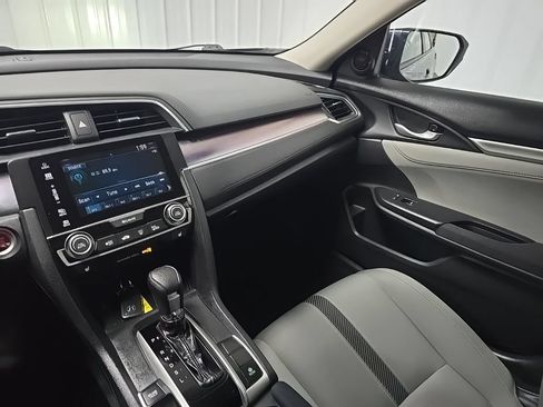 Used 2016 Honda Civic EX-T image 26