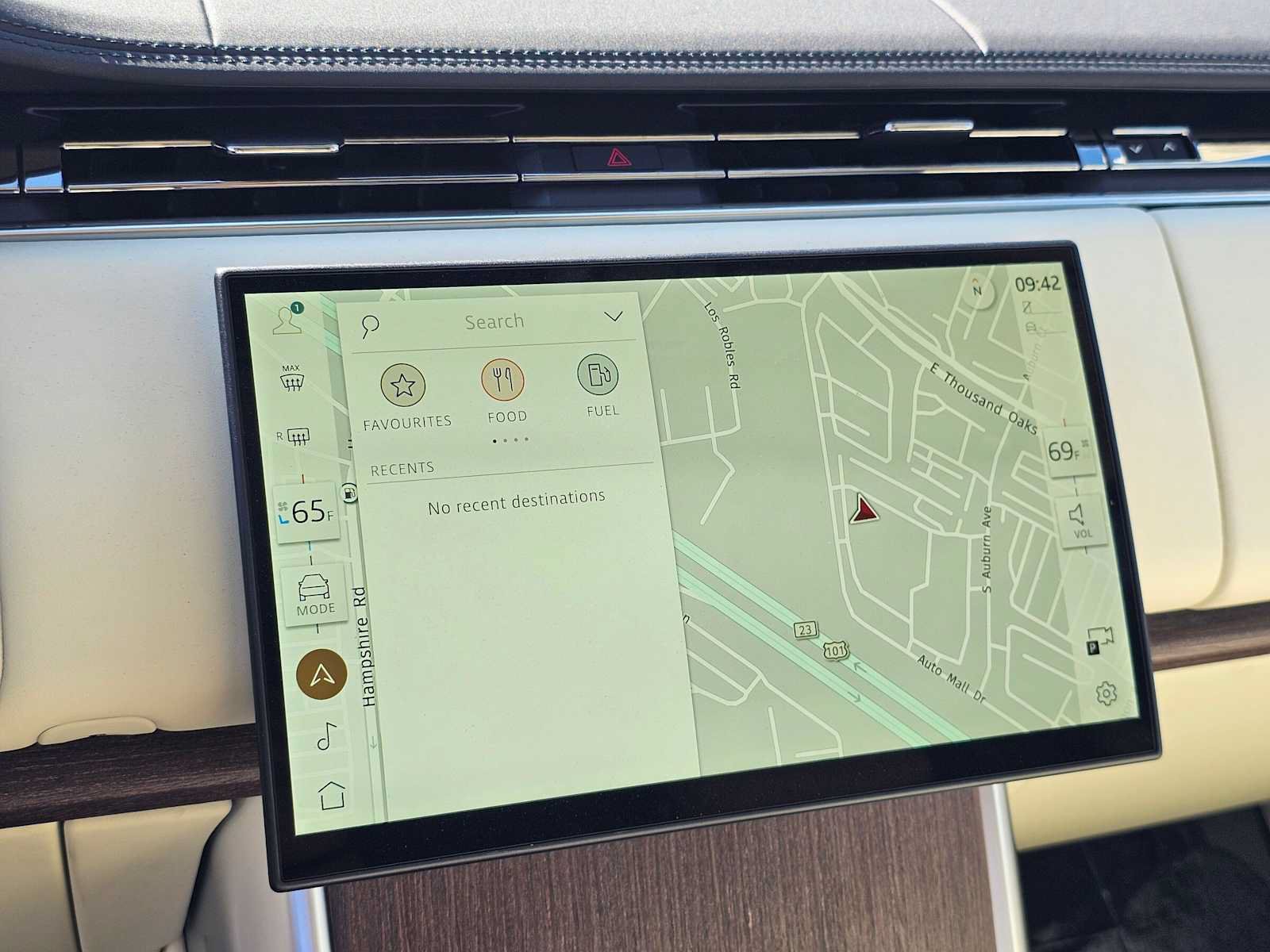 New 2026 Land Rover Range Rover SE AWD/4WD image 24