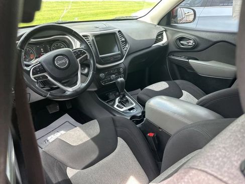 Used 2014 Jeep Cherokee Latitude w/ Comfort/Convenience Group FWD image 27