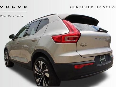Used 2023 Volvo XC40 B5 Ultimate w/ Climate Package AWD/4WD image 6