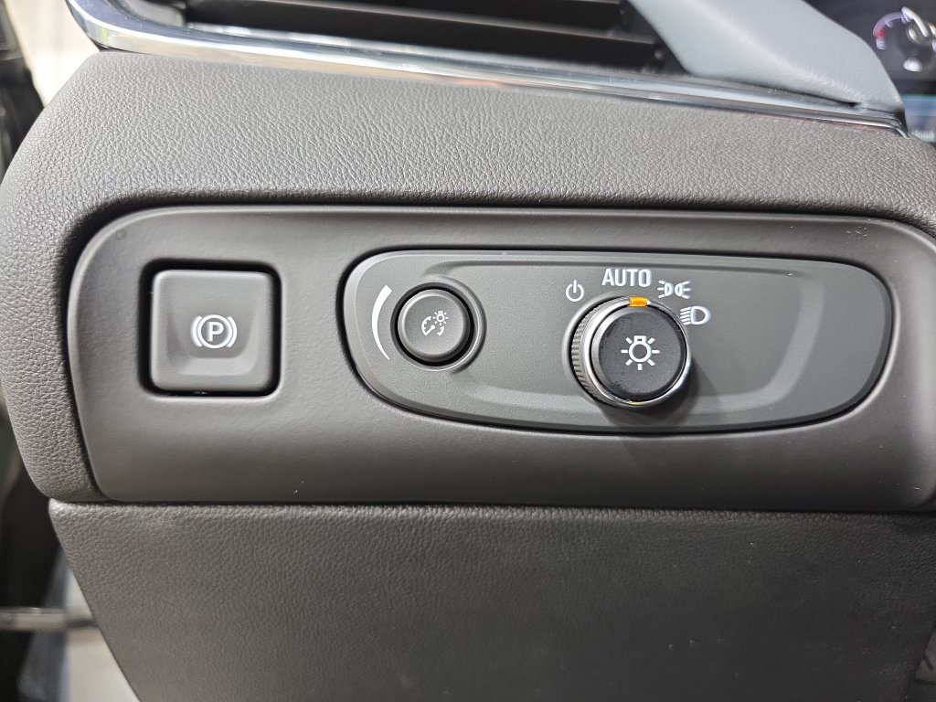 Used 2019 Buick Enclave Premium AWD/4WD image 28
