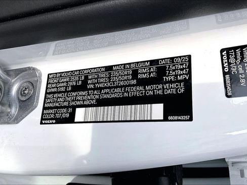 New 2026 Volvo EX30 Cross Country Ultra w/ Protection Package Premier AWD/4WD image 8