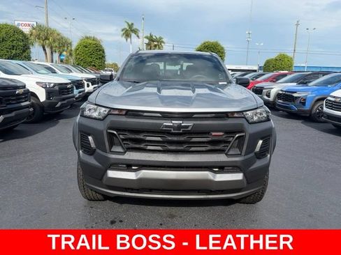 Used 2026 Chevrolet Colorado Trail Boss AWD/4WD image 2