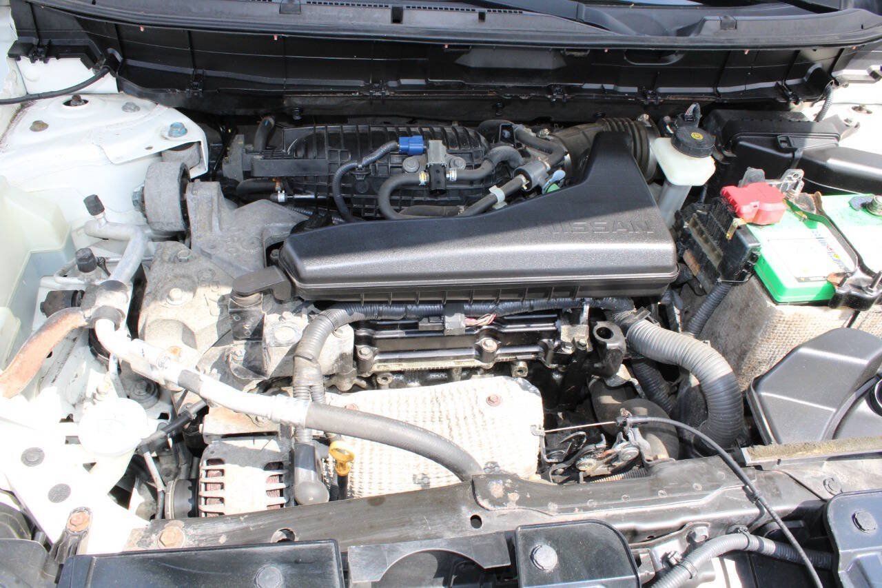 Used 2015 Nissan Rogue S AWD/4WD image 25