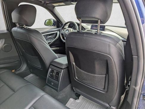 Used 2018 BMW 330e w/ Convenience Package RWD image 26