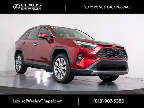 Used 2022 Toyota RAV4 Limited FWD image 1