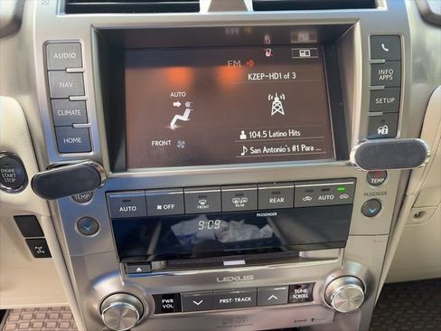 Used 2015 Lexus GX 460 Luxury image 13