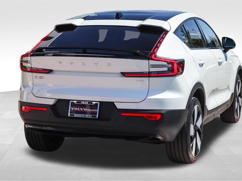 Used 2023 Volvo C40 P8 Recharge Plus w/ Climate Package AWD/4WD image 8
