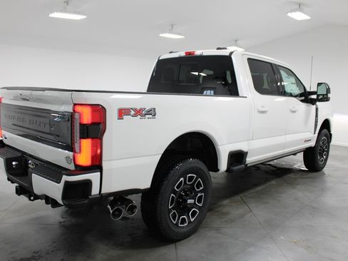 New 2026 Ford F250 Platinum AWD/4WD image 8