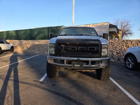 Used 2008 Ford F250 XL image 2