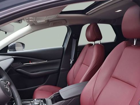 Used 2023 MAZDA CX-30 AWD 2.5 S w/ Preferred Package image 12