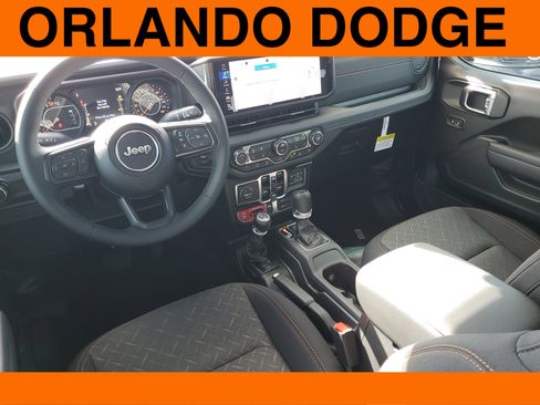 New 2026 Jeep Gladiator Mojave w/ Safety Group image 7