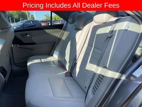 Used 2017 Toyota Camry XLE w/ Moonroof Package FWD image 16