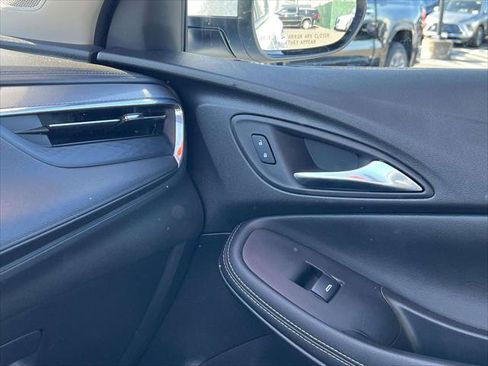 Certified 2025 Buick Encore GX Preferred image 35