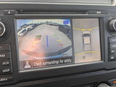 Used 2018 Nissan Titan PRO-4X image 22