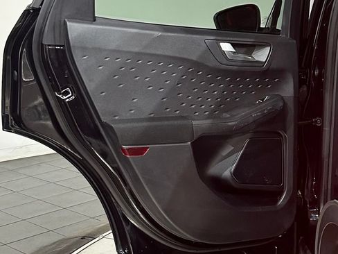 Used 2020 Ford Escape SE AWD/4WD image 35