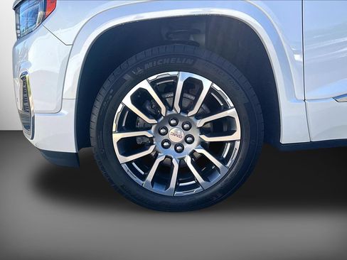 Used 2023 GMC Acadia Denali AWD/4WD image 8