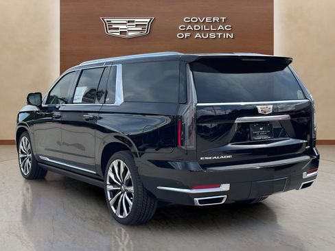 New 2026 Cadillac Escalade ESV Luxury w/ Touring Package AWD/4WD image 6