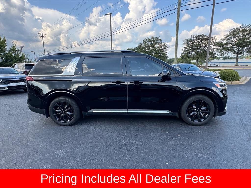 Used 2022 Kia Carnival SX FWD image 2