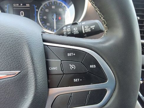 Used 2023 Chrysler Voyager LX FWD image 24