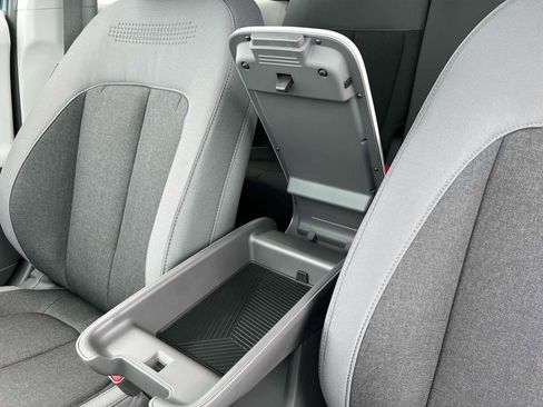 Used 2024 Hyundai Ioniq 5 SEL image 18