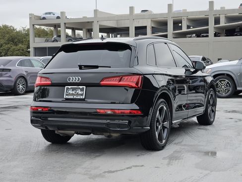 Used 2019 Audi SQ5 Prestige w/ Prestige Package image 9