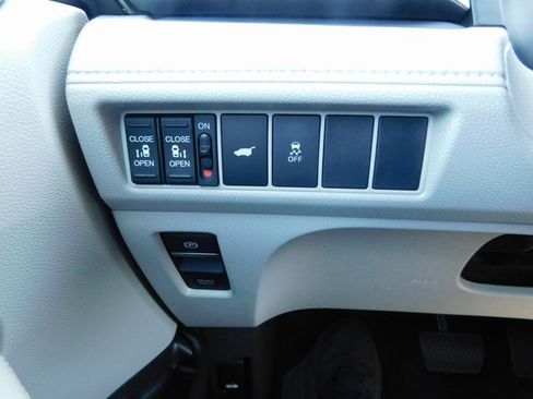 New 2026 Honda Odyssey EX-L image 35