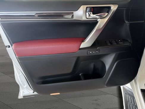 Certified 2023 Lexus GX 460 Premium w/ Accessory Package AWD/4WD image 8