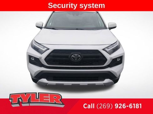 Used 2024 Toyota RAV4 Adventure image 2