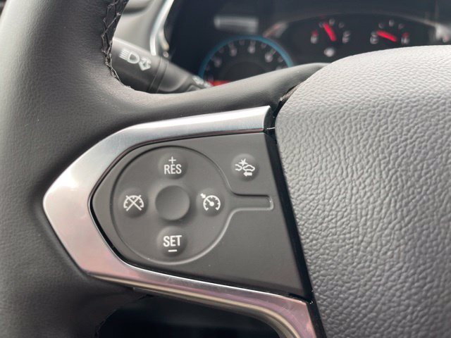 Used 2023 Chevrolet Traverse LT FWD image 16