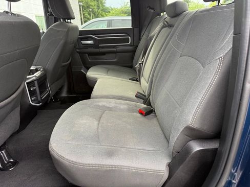 Used 2024 RAM 2500 Big Horn w/ Night Edition AWD/4WD image 9