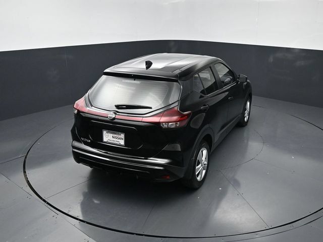 Used 2025 Nissan Kicks Play S FWD image 28