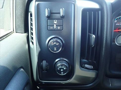 Used 2019 Chevrolet Silverado 2500 LT w/ Midnight Edition AWD/4WD image 22