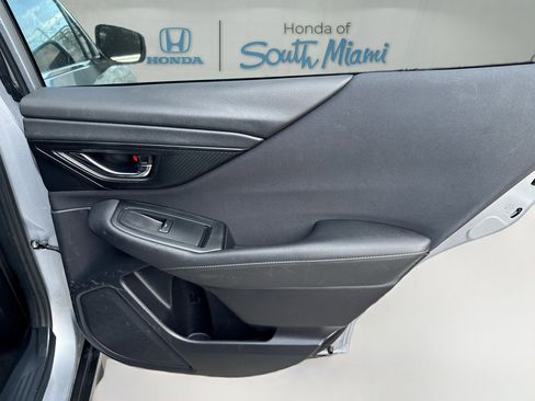 Used 2020 Subaru Outback Premium image 28