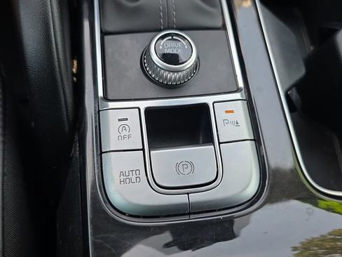 Used 2024 Kia Telluride LX FWD image 26