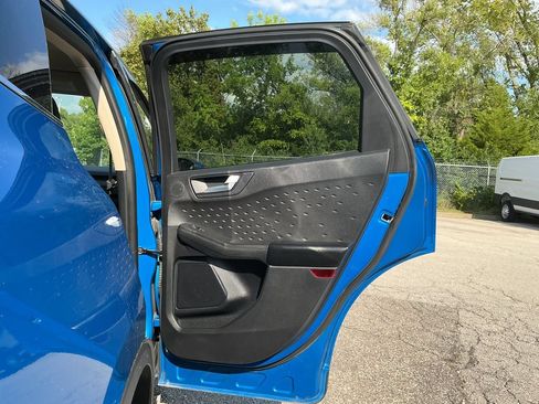 Used 2020 Ford Escape Titanium AWD/4WD image 11