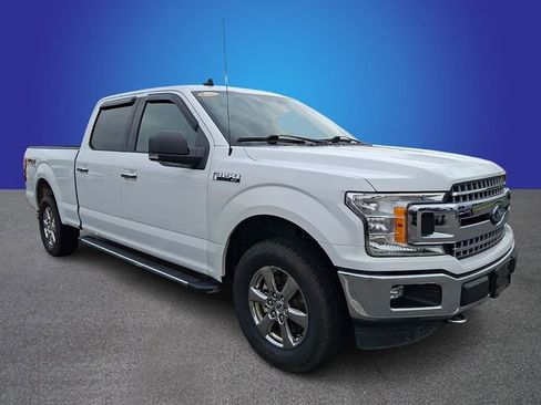 Used 2020 Ford F150 XLT w/ Equipment Group 302A Luxury AWD/4WD image 3