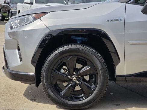 Used 2021 Toyota RAV4 XSE AWD/4WD image 6
