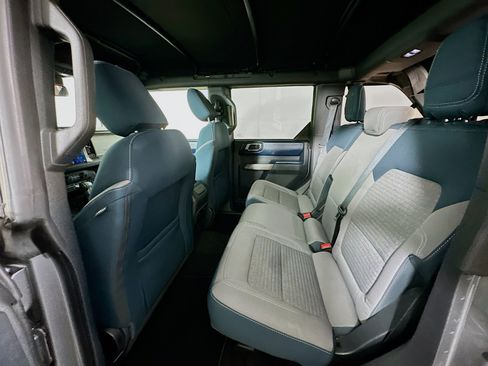 Used 2022 Ford Bronco Outer Banks w/ Sasquatch Package image 27