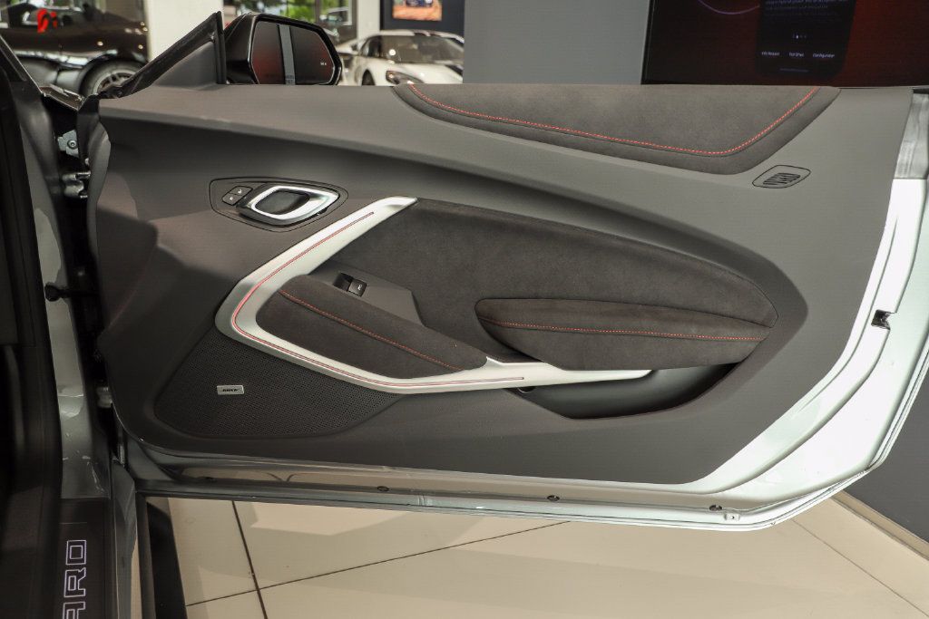 Used 2023 Chevrolet Camaro ZL1 RWD image 40