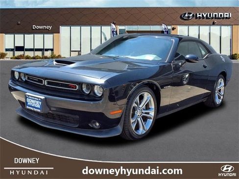 Used 2022 Dodge Challenger R/T image 1