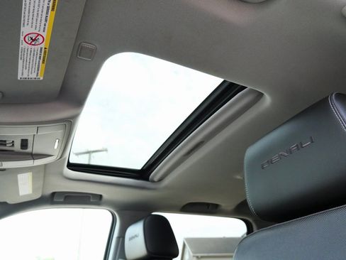 Used 2015 GMC Sierra 3500 Denali image 33