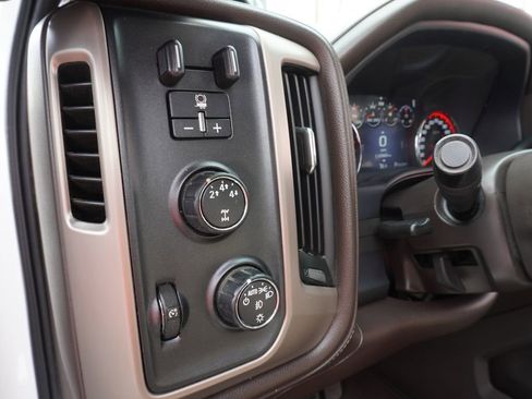 Used 2016 GMC Sierra 3500 Denali w/ Duramax Plus Package image 18