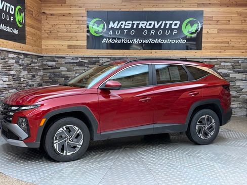Used 2025 Hyundai Tucson Blue AWD/4WD image 13