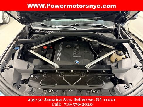 Used 2020 BMW X7 xDrive40i w/ Premium Package image 10