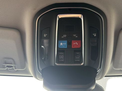 Used 2023 Jeep Grand Cherokee L Laredo AWD/4WD image 34