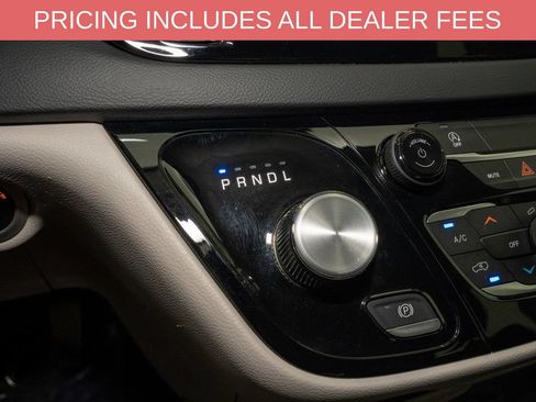 Used 2023 Chrysler Voyager LX FWD image 15