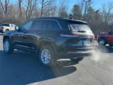 New 2025 Jeep Grand Cherokee Laredo X w/ Luxury Tech Group I image 5
